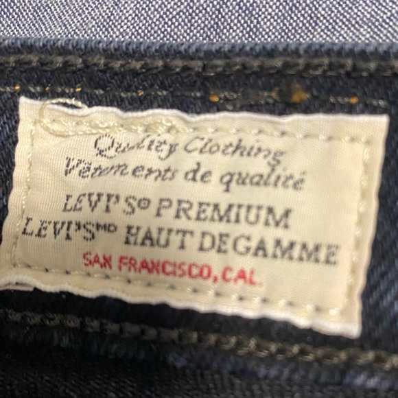 Levi’s Wedgie Black Washed Denim Jeans - Picture 6 of 9